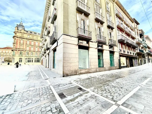 Local venta en Casco Antiguo de Pamplona