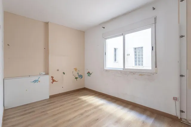 Piso con garaje, trastero y excelente ubicación en Huétor Vega — 14