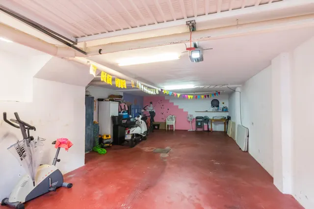 Dúplex amplio de 5 dormitorios con patio, terraza y buhardilla en San José de la Montaña — 43