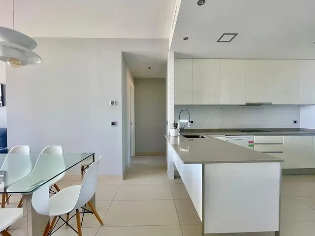 Espectacular apartamento en el Sunset Drive — 7