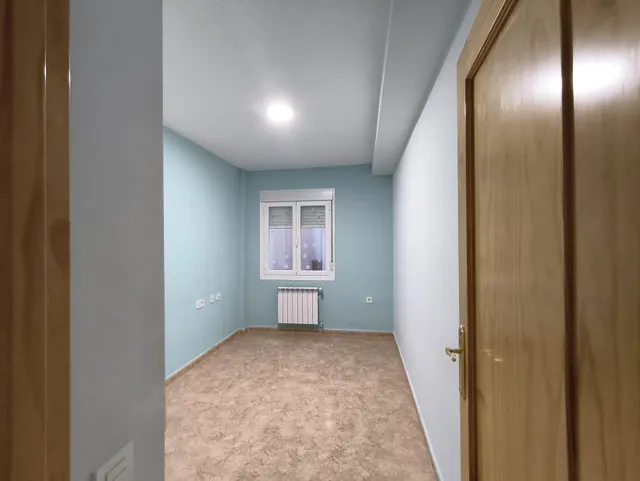 Amplia Planta Baja en el Corazón de Ocaña por €165,000 — 15