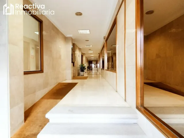 Piso céntrico de 4 habitaciones, luminoso