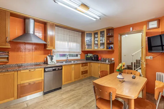 Encanto, luz y calidad de vida en Ogíjares, a un paso de Granada Vendemos esta casa — 19