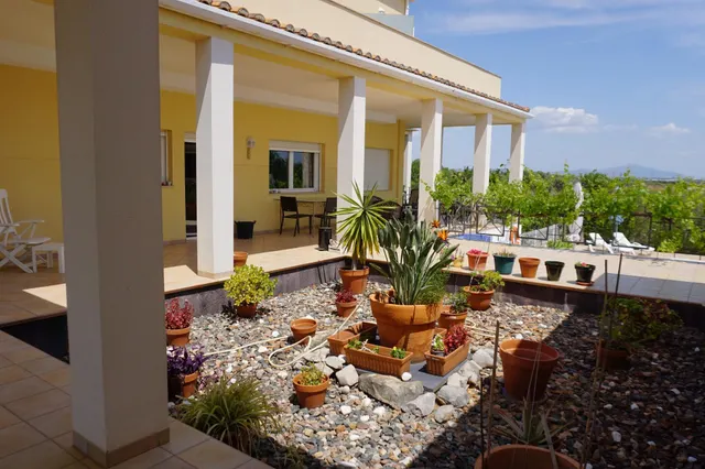 Villa de lujo con licencia turística — 36