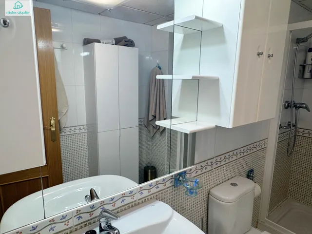ALQUILER DE HABITACIÓN PARA ESTUDIANTE, IDEAL PARA UNIVERSITARIO DE MEDICINA Y CIENCIAS DE LA SALUD — 7
