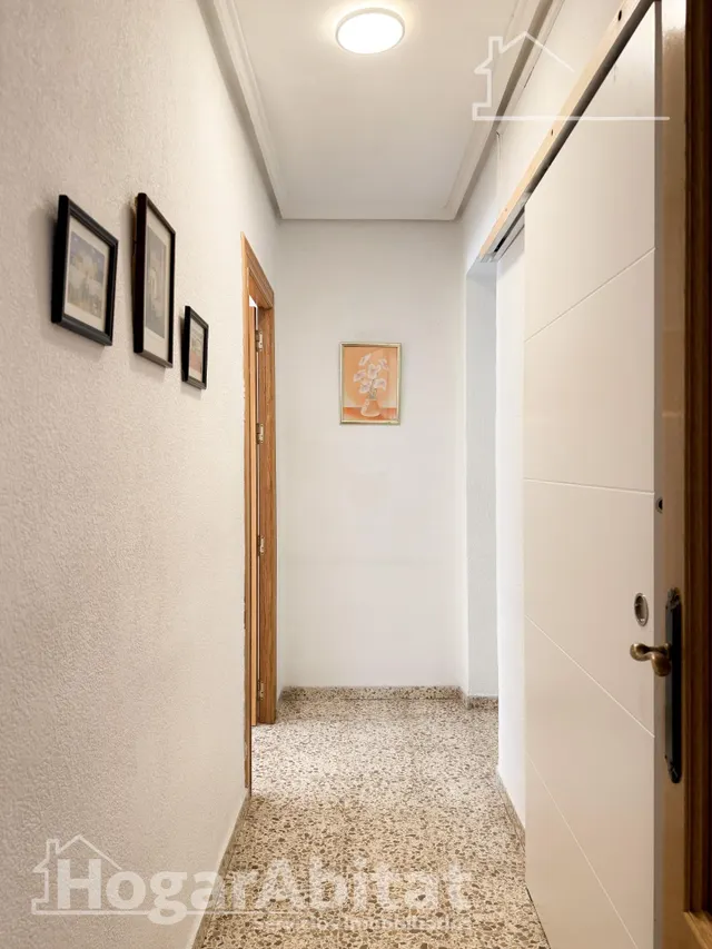 SEMIREFORMADO AMPLIO Y LUMINOSO CON TERRAZA Y BALCÓN EN PATERNA — 26