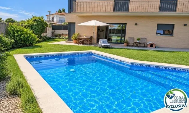 Casa unifamiliar en Las Garrigues, Roses - foto 2