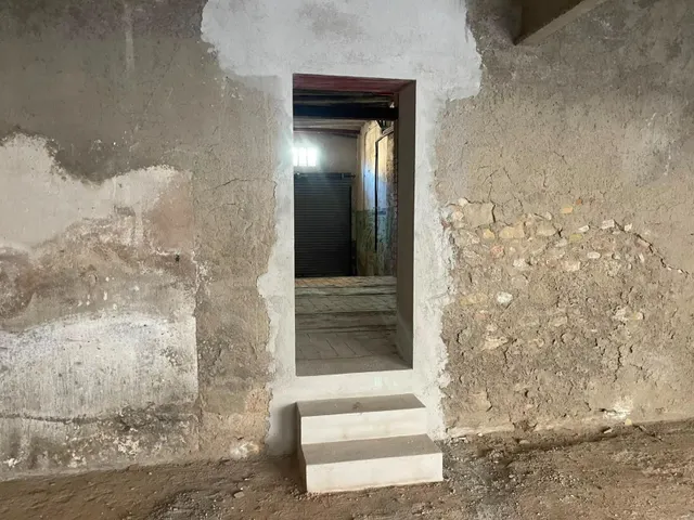 Local-magatzem, amb dos accessos per a vehicles al Rec d’Igualada – 123 m2 — 8