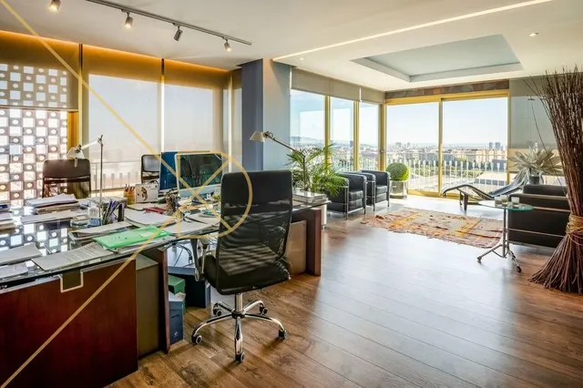Piso de alto standing en Pedralbes con vistas privilegiadas — 18