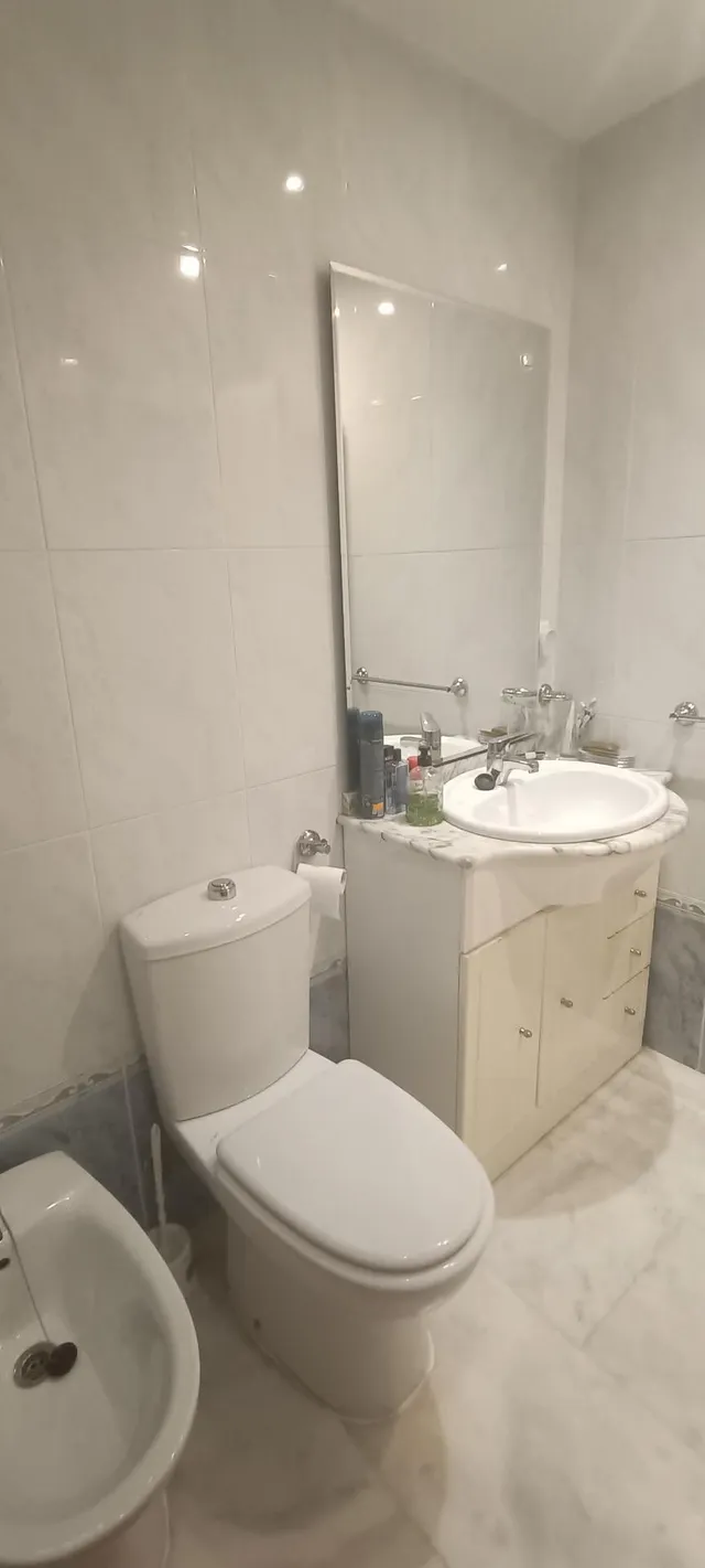 ¡OPORTUNIDAD! APARTAMENTO DE 2 DORMITORIOS Y 2 BAÑOS CON GRAN TERRAZA, BALCÓN Y PISCINA CERCA DEL MAR — 8