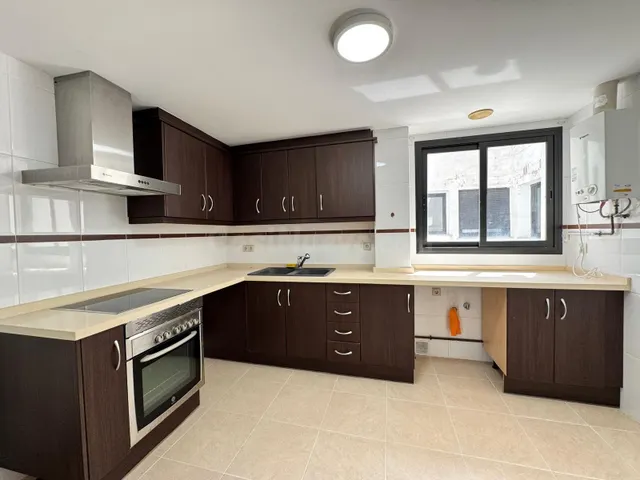 FABULOSO ÁTICO DUPLEX EN BURJASSOT COMPUESTO POR DOS habitac - foto 2