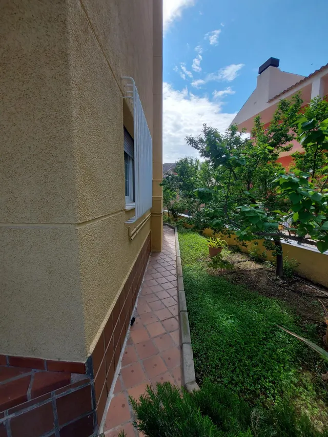 CHALET INDEPENDIENTE EN BENIAJAN — 9