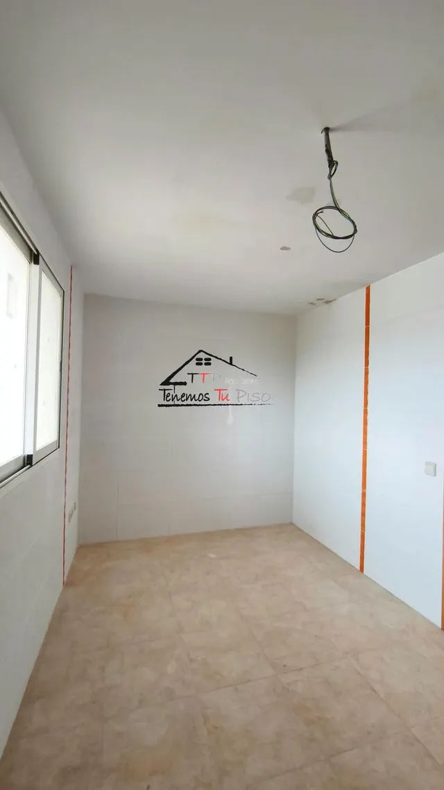 ÁTICO-DÚPLEX A ESTRENAR. 4 DORMITORIOS. 3 BAÑOS. TERRAZA DE 35M. COCHERA INCLUIDA — 27