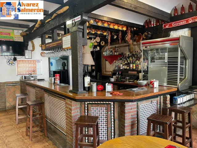 ¡TRASPASO DE RESTAURANTE EN PLENO FUNCIONAMIENTO! — 13