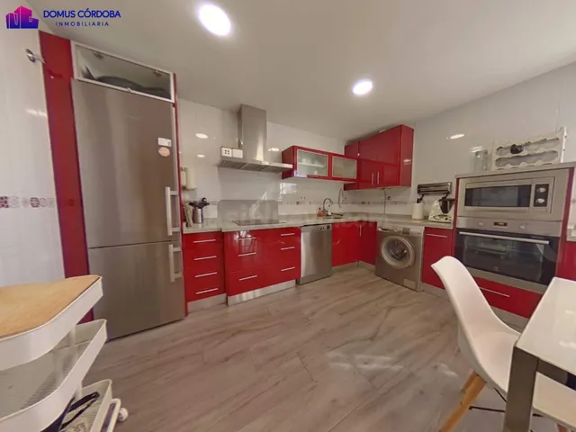 ESPECTACULAR CASA JUNTO AL VIAL NORTE – AMPLITUD, CALIDAD Y  - foto 2