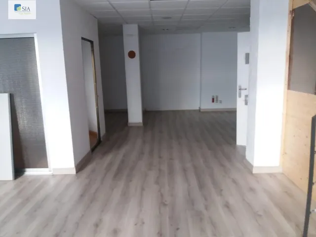 LOCAL REFORMADO EN TORRERO - C/ RUIZ TAPIADOR — 7