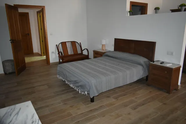 Se ALQUILA casa rural JULIO Y AGOSTO.- CONSULTAR EL PRECIO — 28