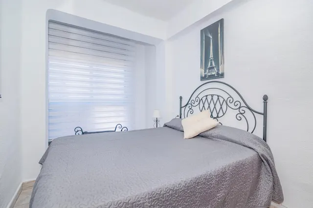 Oportunidad en venta de piso de tres dormitorios en la chana — 12
