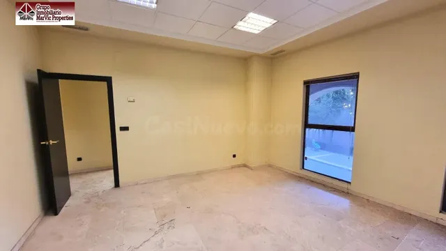 Oficina en alquiler en el Centro de Benidorm. - foto 3