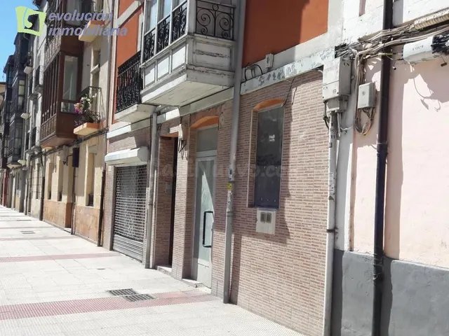 LOCAL CENTRICO EN MIRANDA DE EBRO. BURGOS - foto 3