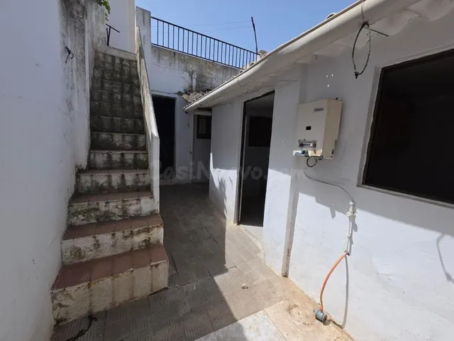 Casa de una planta de 88 m2 con patio en Prado del Rey - foto 3