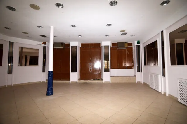 Urbis te ofrece un local comercial en venta en Béjar, Salamanca. — 8