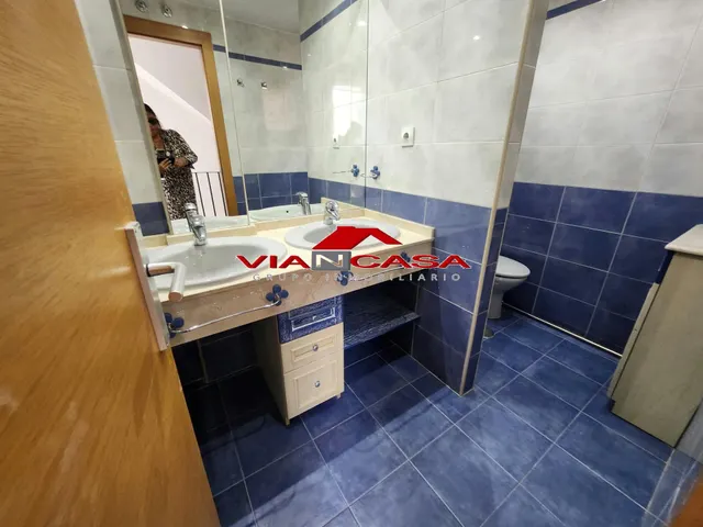 Alquiler de piso en Chamberi en Terraza, 3 habitaciones, — 45