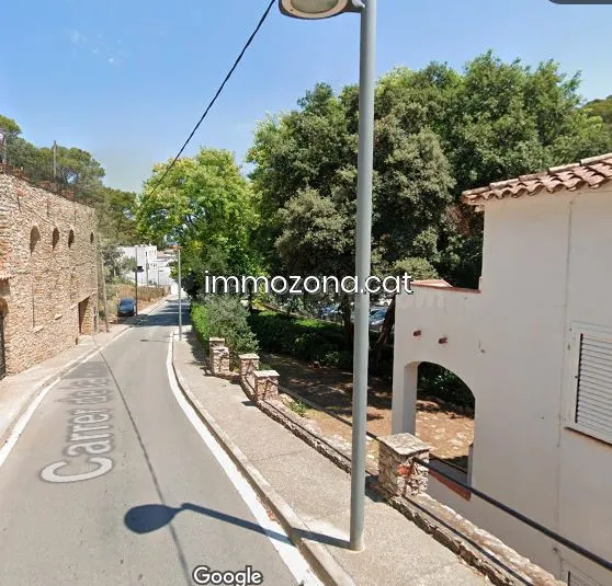 PLAZA DE GARAJE DE 31 M2 EN LLAGOSTERA, GIRONA