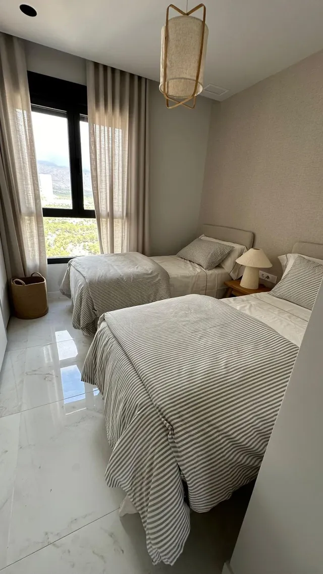 Apartamento de 2 dormitorios listo para entrar a vivir en Playa de Poniente(Benidorm) — 15