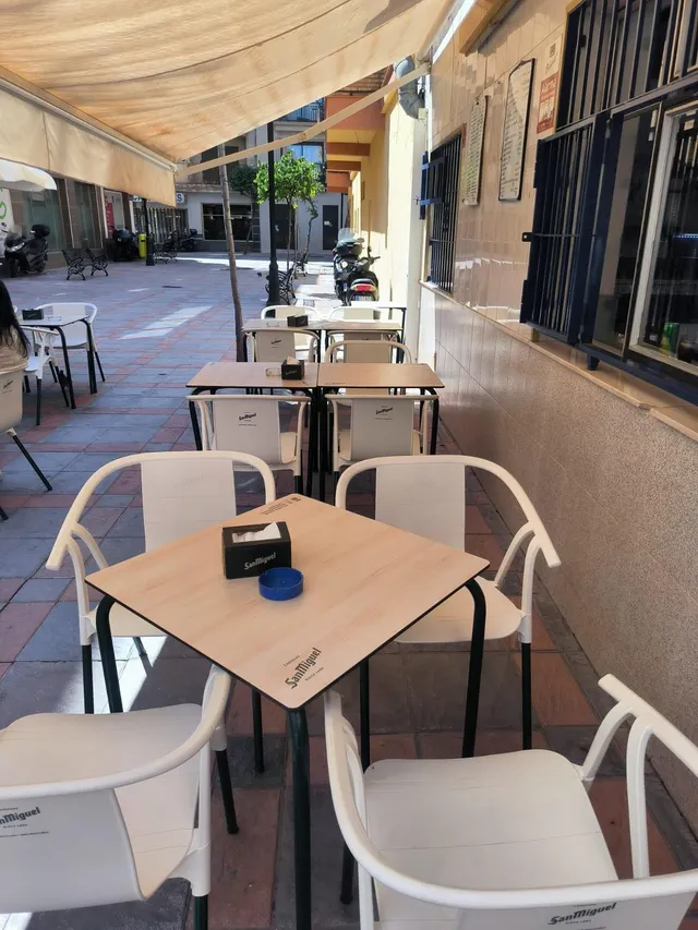 Local comercial en venta en Fuengirola. — 4