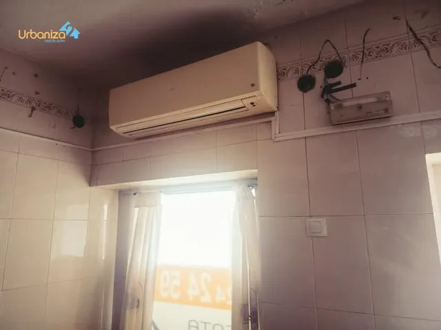 SE VENDE CASA ACONDICIONADA COMO TIENDA. — 14