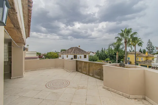 Chalet 4 habitaciones 344m² en venta - Marbella - foto 4