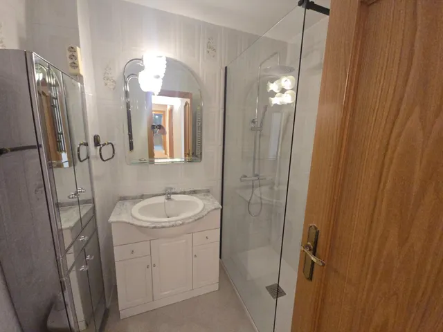 Magnífico piso en alquiler, vistas despejadas luminoso 3 hab 2 baños y garaje — 8
