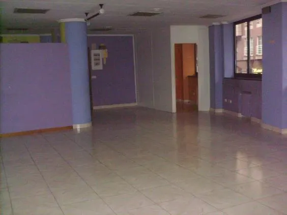 ENTREPLANTA EN ALQUILER EN EL CENTRO — 4