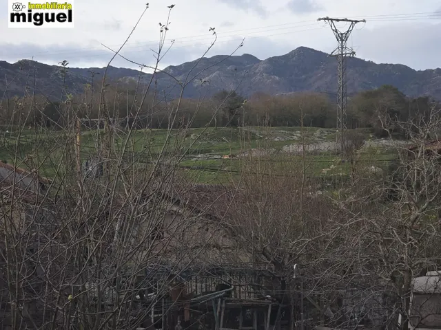 Se vende gran casa de piedra con cuadra anexa en Herrerías — 29