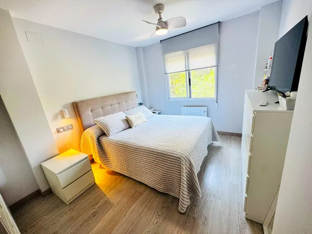 Alquiler de temporada apartamento con reforma integral — 15
