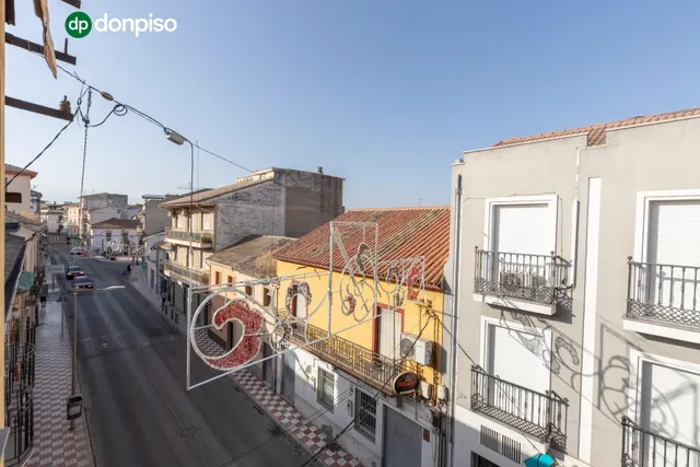 Amplio y luminoso piso de 3 dormitorios listo para entrar a vivir junto al metro de Albolote — 8