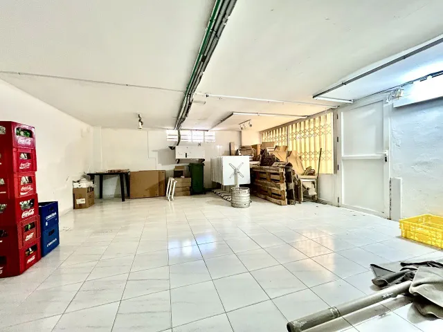 Local comercial 250m² en venta - Cabo Roig — 38