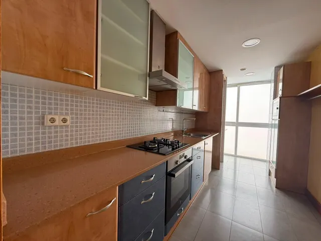 Piso de 3 habitaciones en una de las mejores zonas de Sagrada Familia — 10