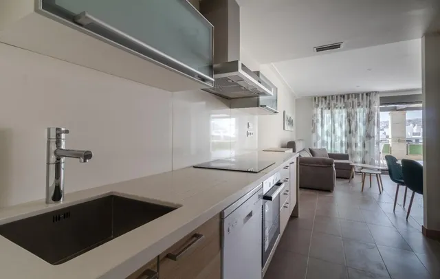 Apartamento 2 Dormitorios y 2 Baños gran terraza con vistas  1ª linea Piscina garaje y trastero — 34