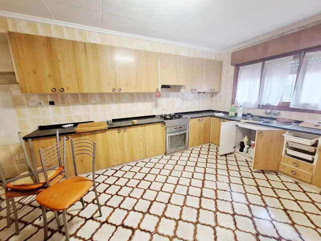 CHALET MUY AMPLIO EN LEDUA — 14