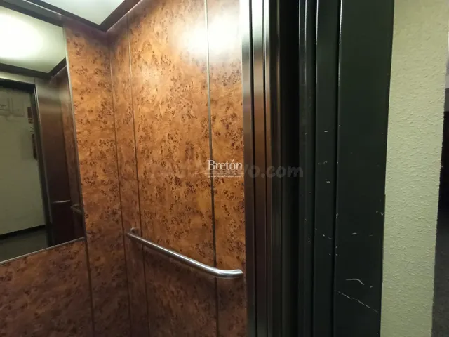 Amplia vivienda de 4 dormitorios con balcón en San Antonio María Claret — 4