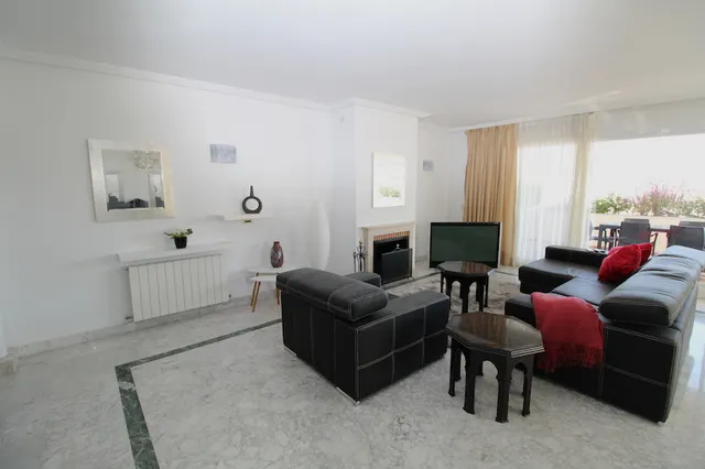 Ático 4 habitaciones 190m² en venta - Altos de Estepona - foto 4