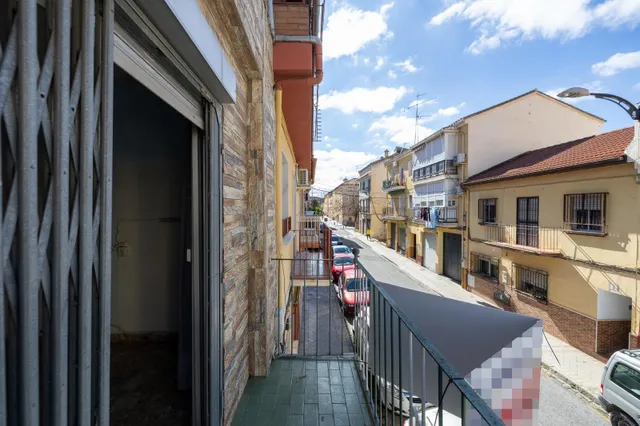 Edificio con gran potencial de desarrollo residencial en Zaidín – Granada — 6