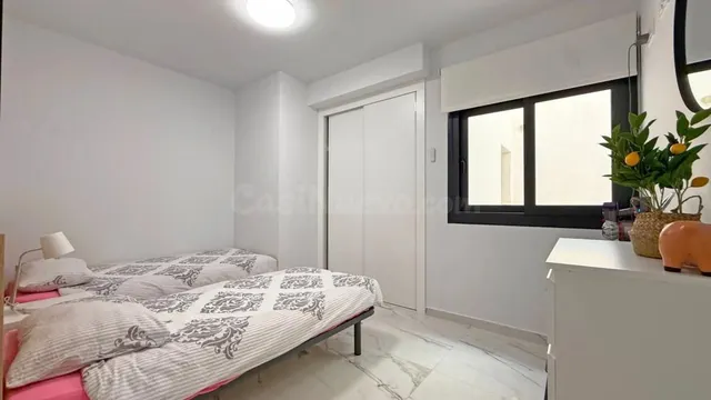 Apartamento 2 habitaciones 72m² en venta - PAU 8 — 18