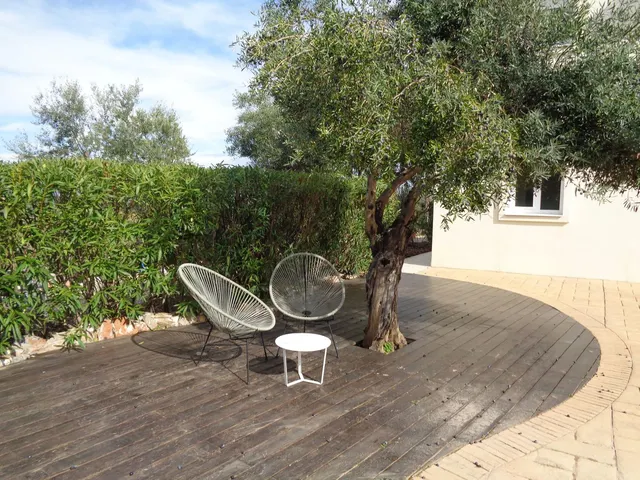 Chalet 4 habitaciones 350m² en venta - Costa del Sol — 24