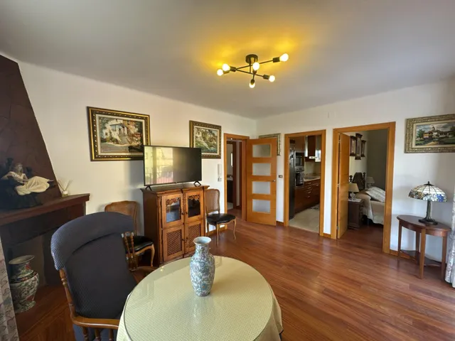Casa con vistas, amplio espacio exterior y múltiples posibilidades en Mas Milà, Olivella — 8