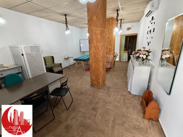 Local Comercial en Venta en Barrio Peral - Oportunidad Única — 7