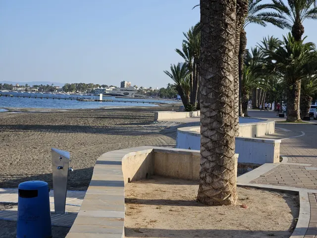 Moderno piso a un paso de la playa en Santiago de la Ribera — 24