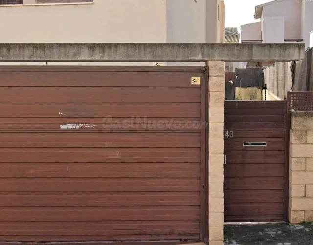 Venta casa en Guillena (Sevilla) — 2